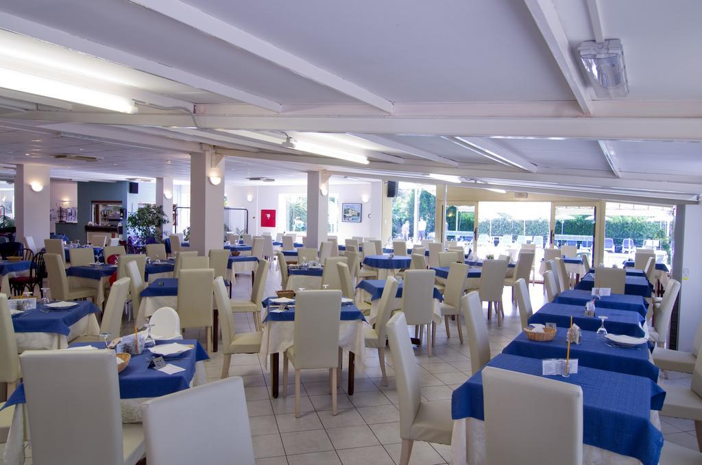 Hotel Delle Mimose Діано-Марина Екстер'єр фото